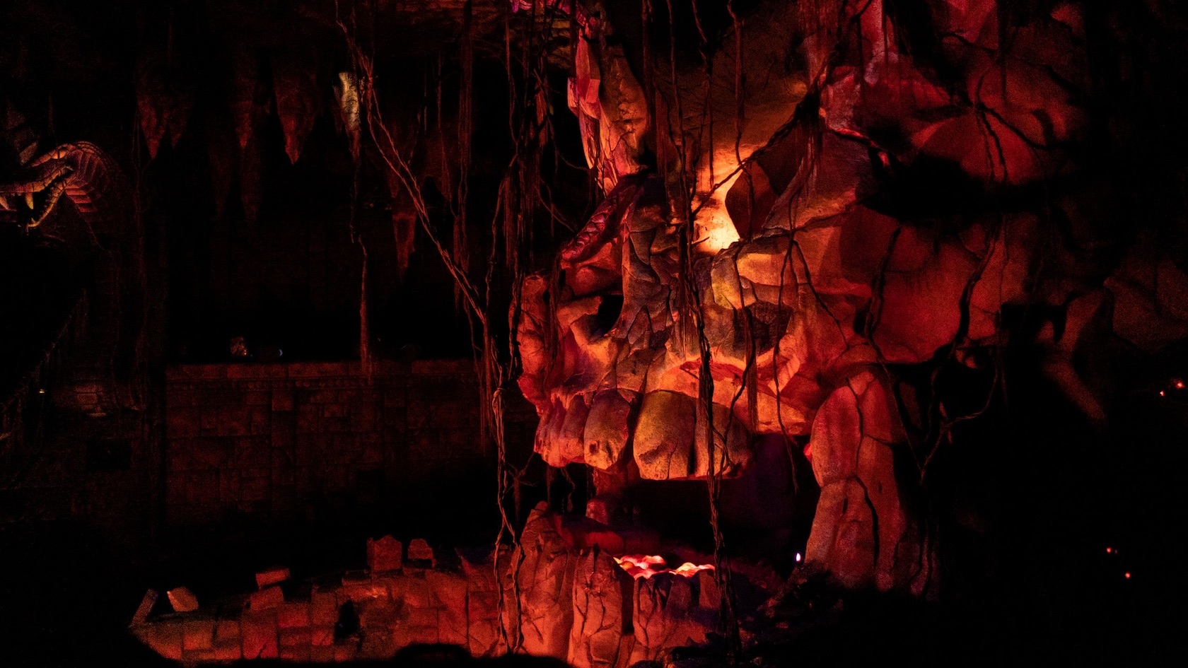 Skulls and snake scene inside Indiana Jones Adventure