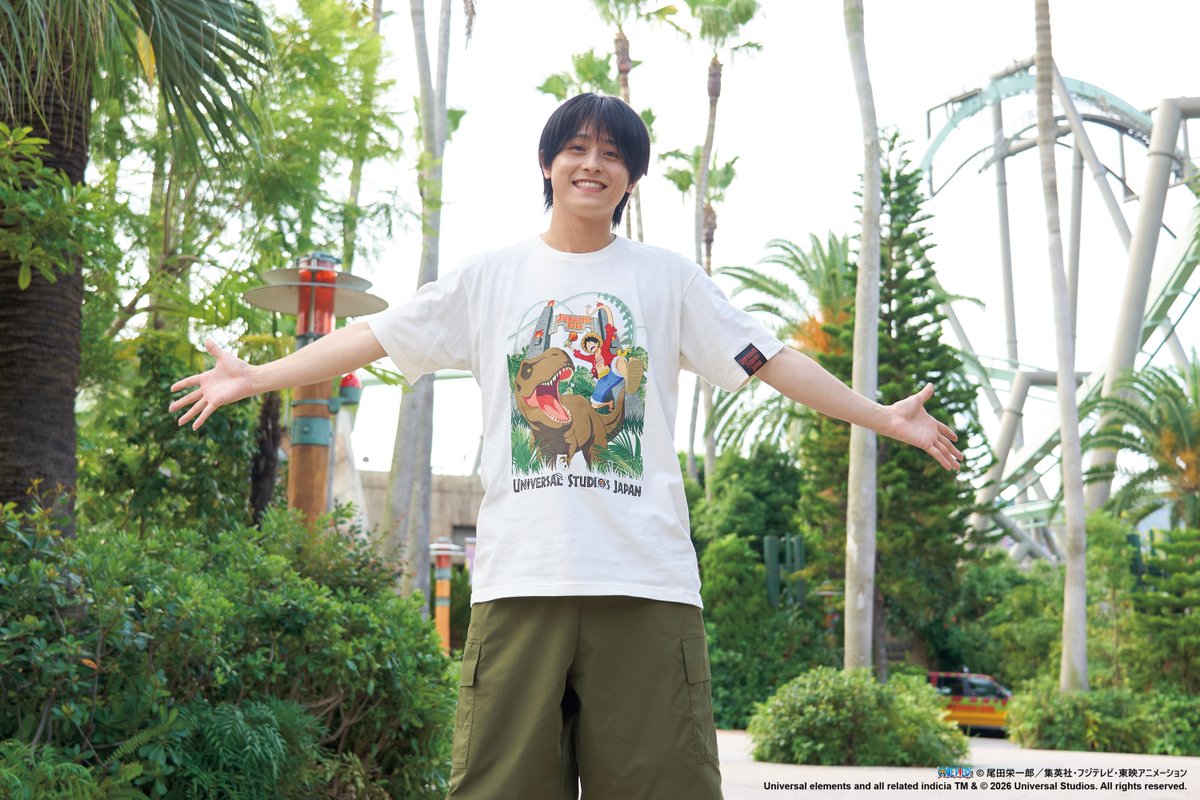 Model wearing the One Piece and Jurassic Park Universal Studios Japan T-shirt