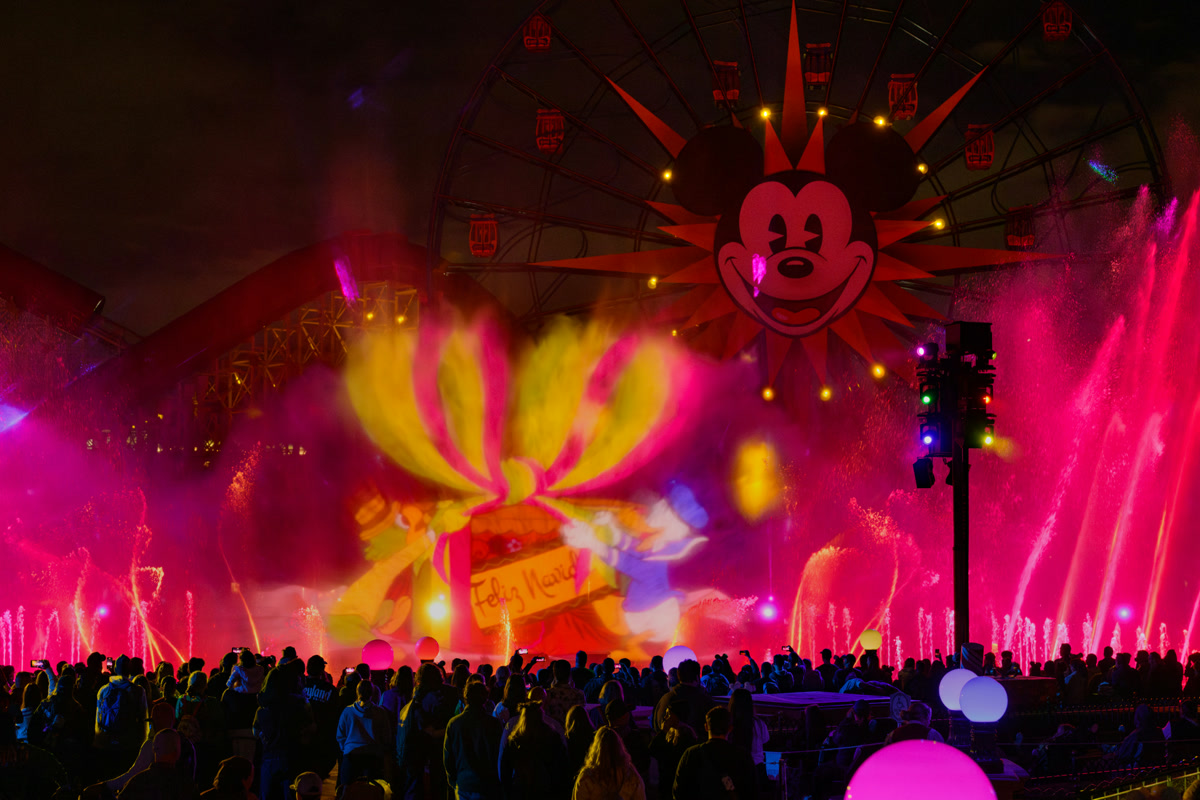 World of Color fountains and holiday projection at Disney California Adventure