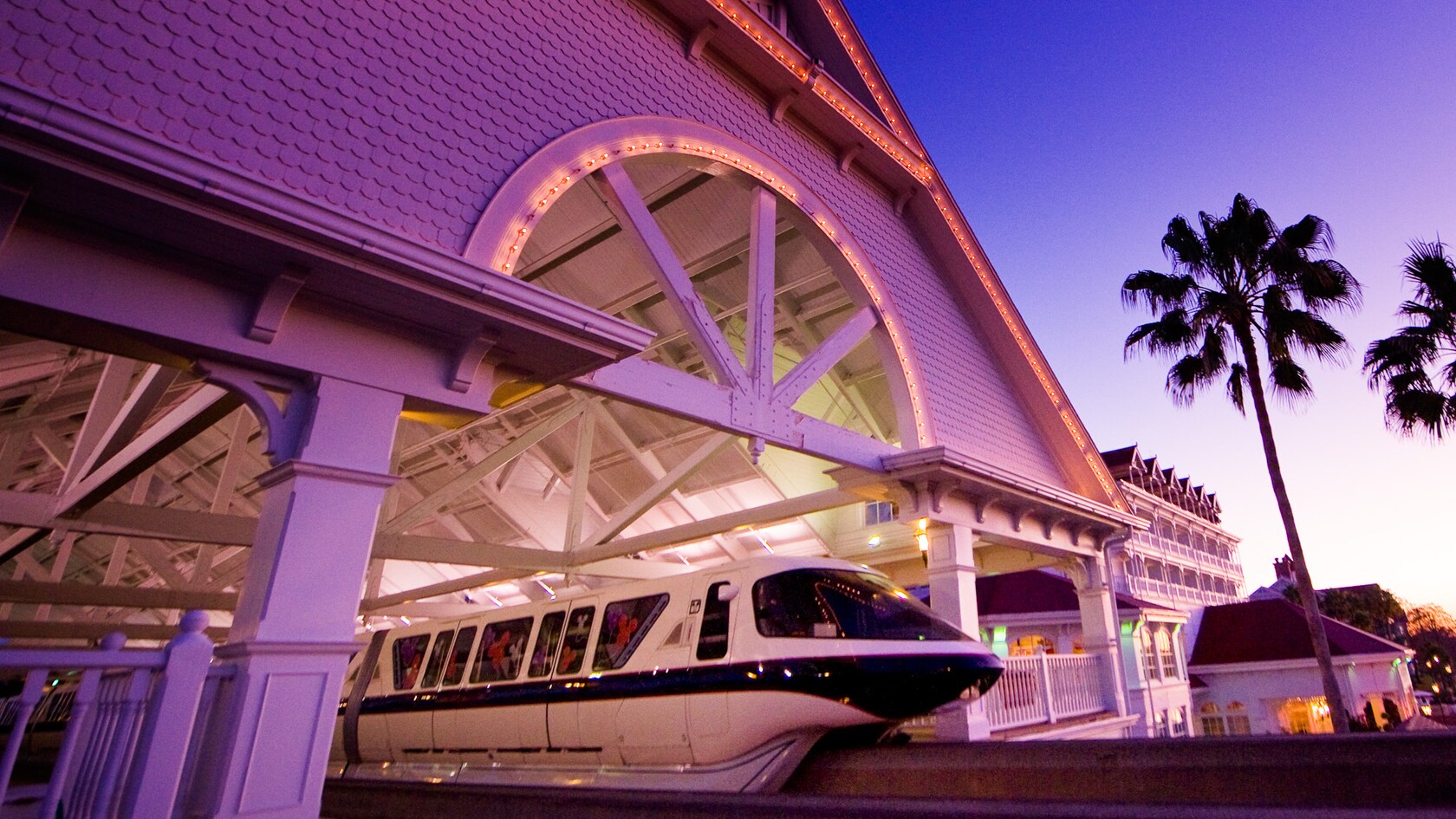 Walt Disney World monorail arriving at the Grand Floridian station