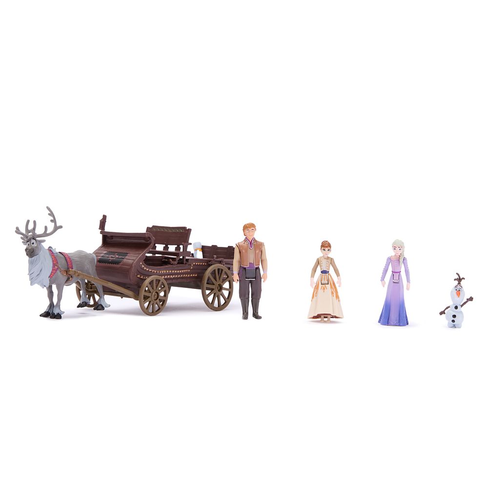 Frozen 2 figures Anna Elsa Kristoff Olaf and Sven with a cart