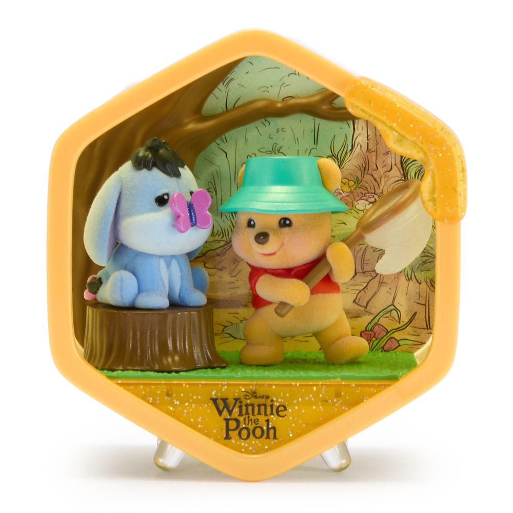 Winnie the Pooh and Tigger in a garden Honeycomb Homes scene