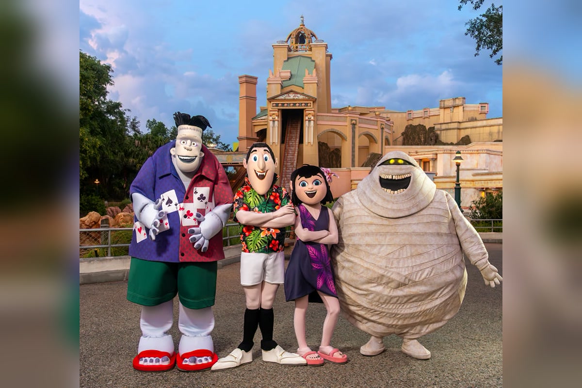 Hotel Transylvania characters at SeaWorld Orlando's Spooktacular