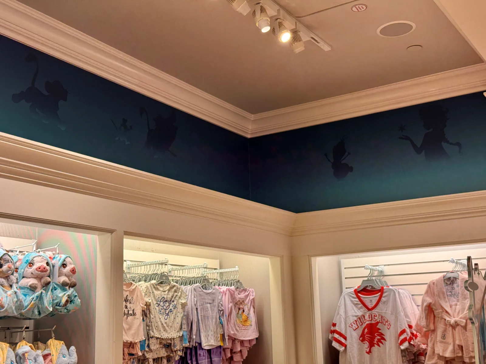 New Jersey-themed Disney Store display