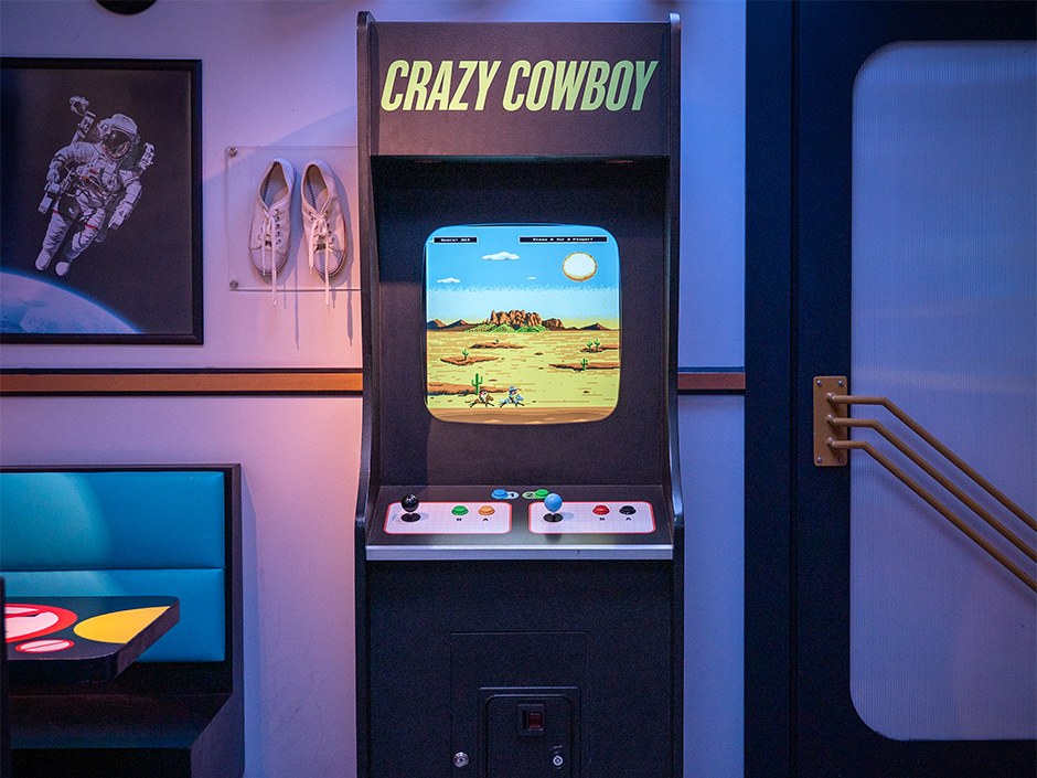 Arcade cabinet