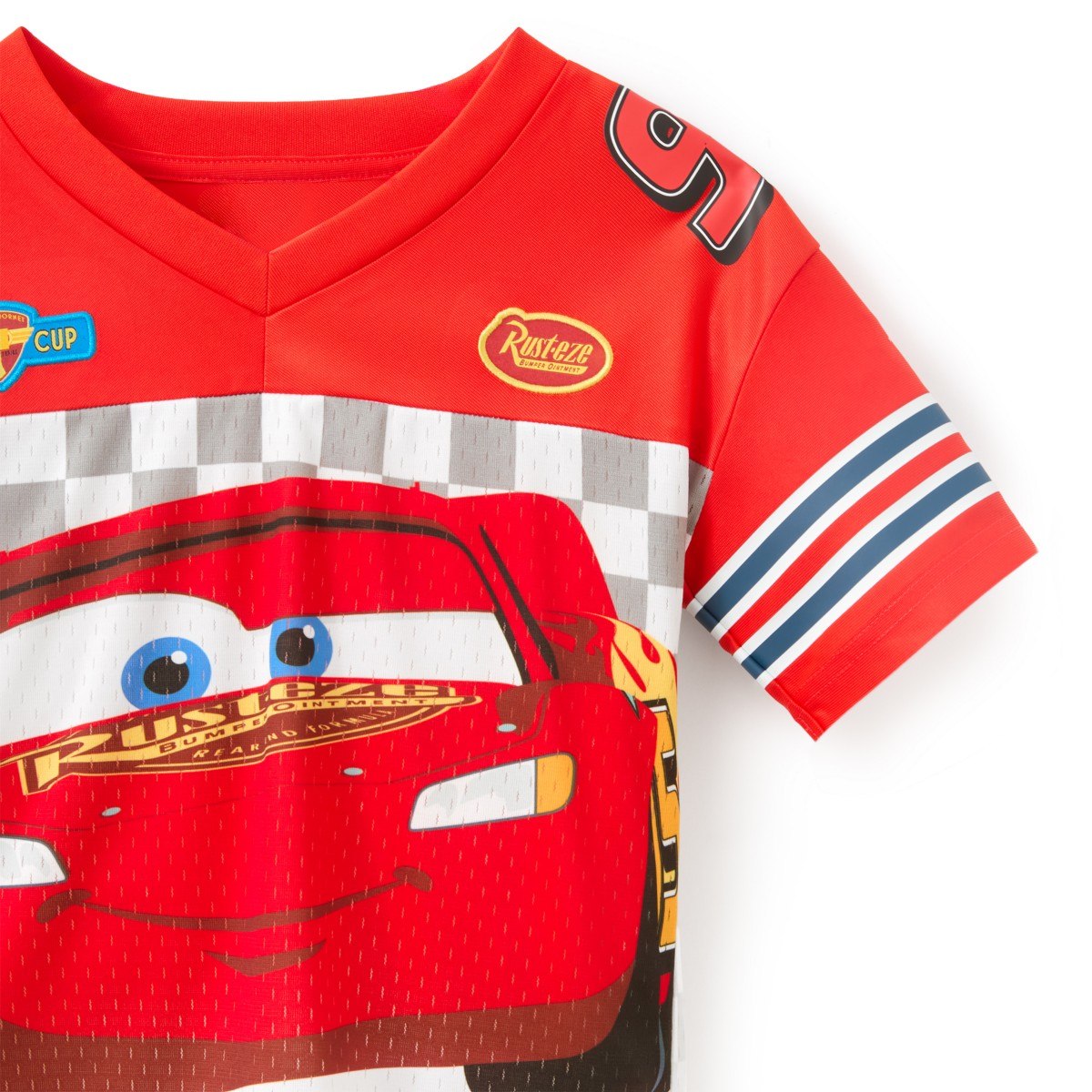 Jersey neckline and patch detail