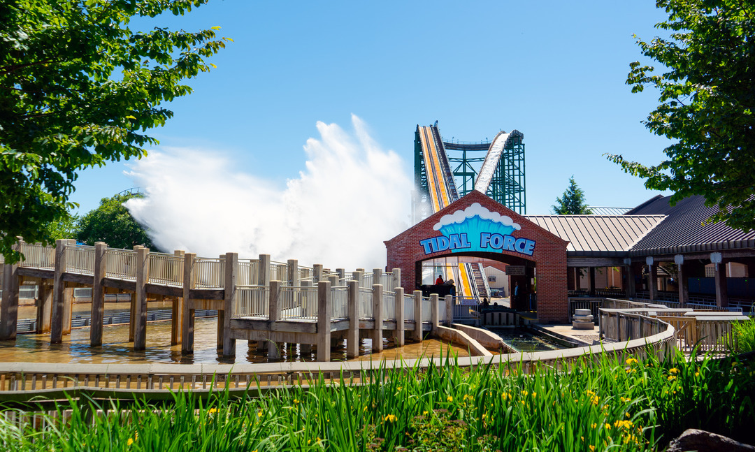 Tidal Force splashdown ride at Hersheypark's Boardwalk water park