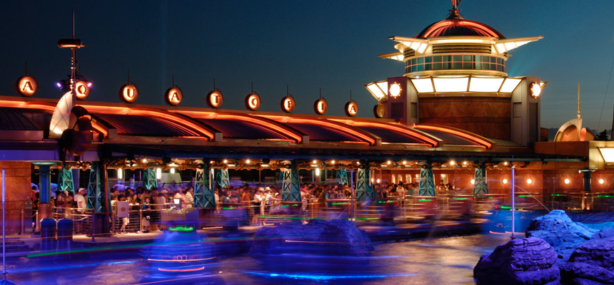 Aquatopia at night in Port Discovery at Tokyo DisneySea