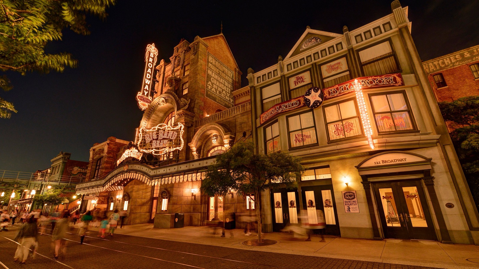 Broadway Music Theatre in the American Waterfront at Tokyo DisneySea