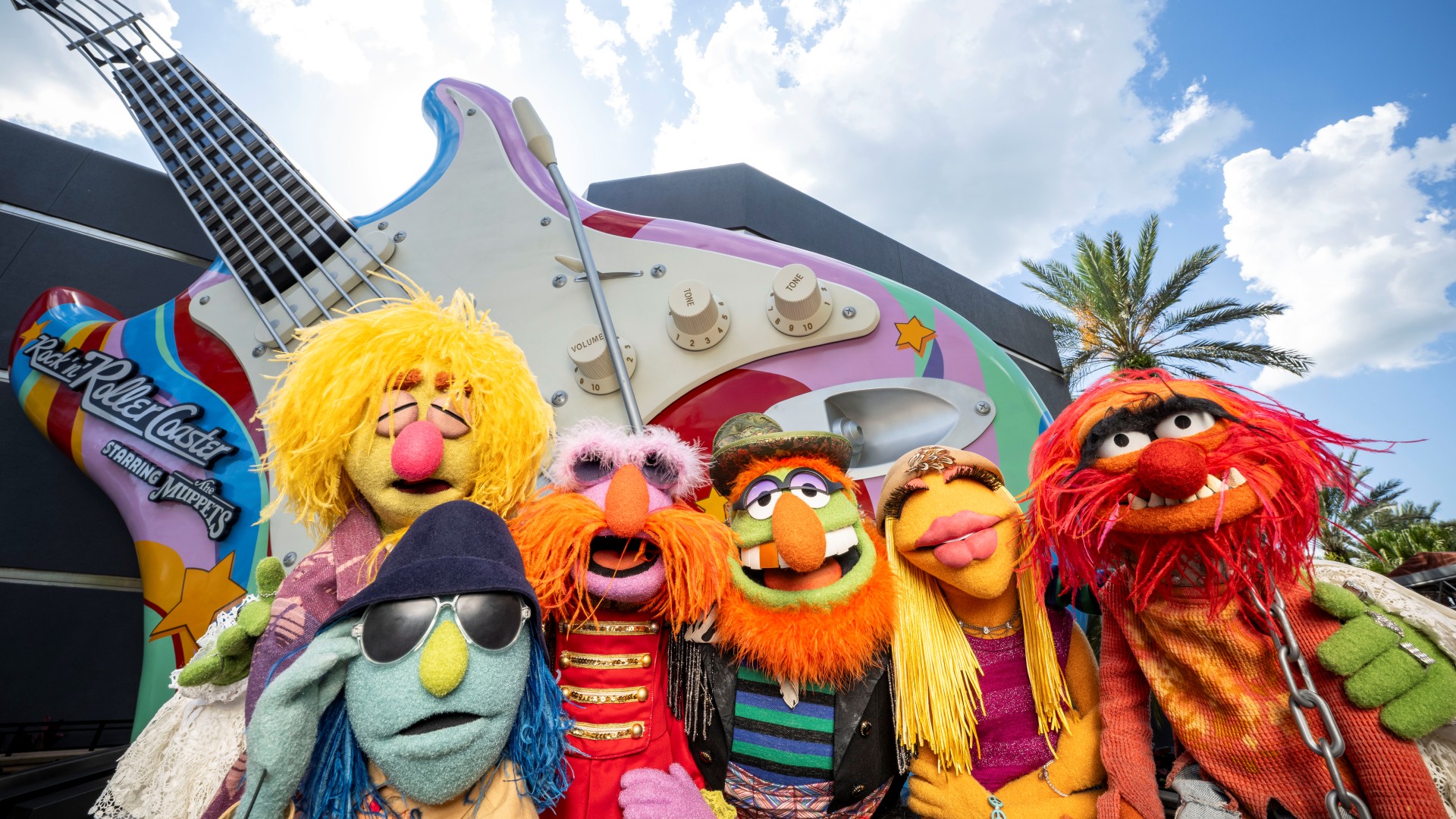 The Electric Mayhem outside Rock ’n’ Roller Coaster Starring The Muppets