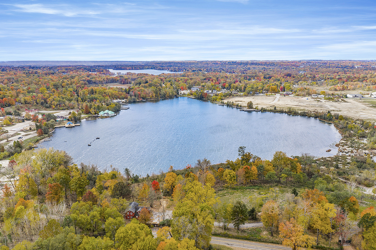 Aerial view of the Aurora Park at Geauga Lake site