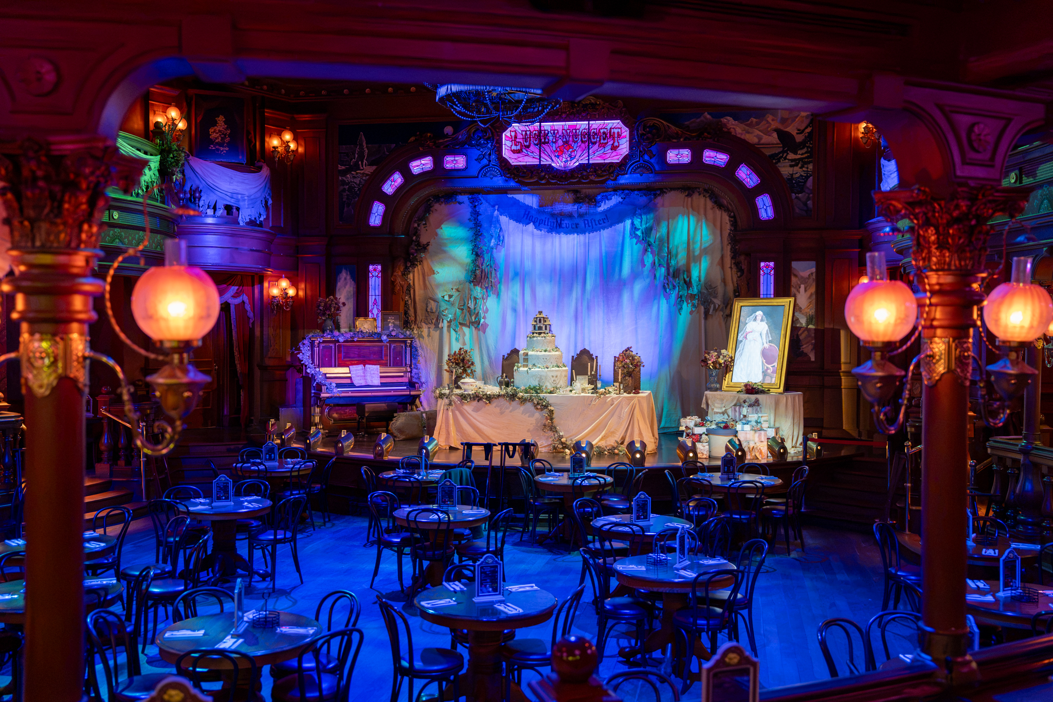 The Lucky Nugget Saloon stage dressed for a haunted wedding at Disneyland Paris
