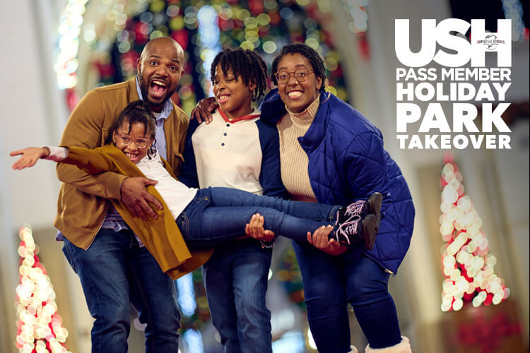 A family enjoying the Pass Member Holiday Park Takeover at Universal Studios Hollywood