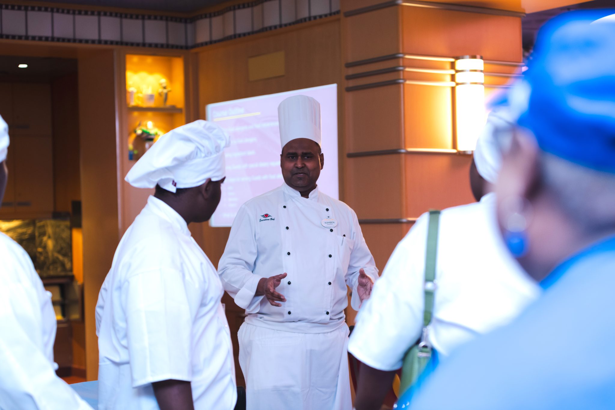 A Disney Dream chef speaks with University of The Bahamas culinary students