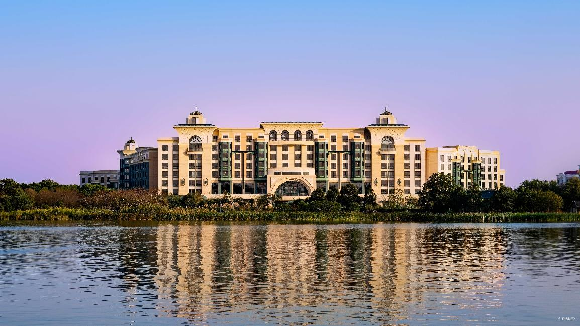 Shanghai Disney Enchanted Star Hotel beside Wishing Star Lake