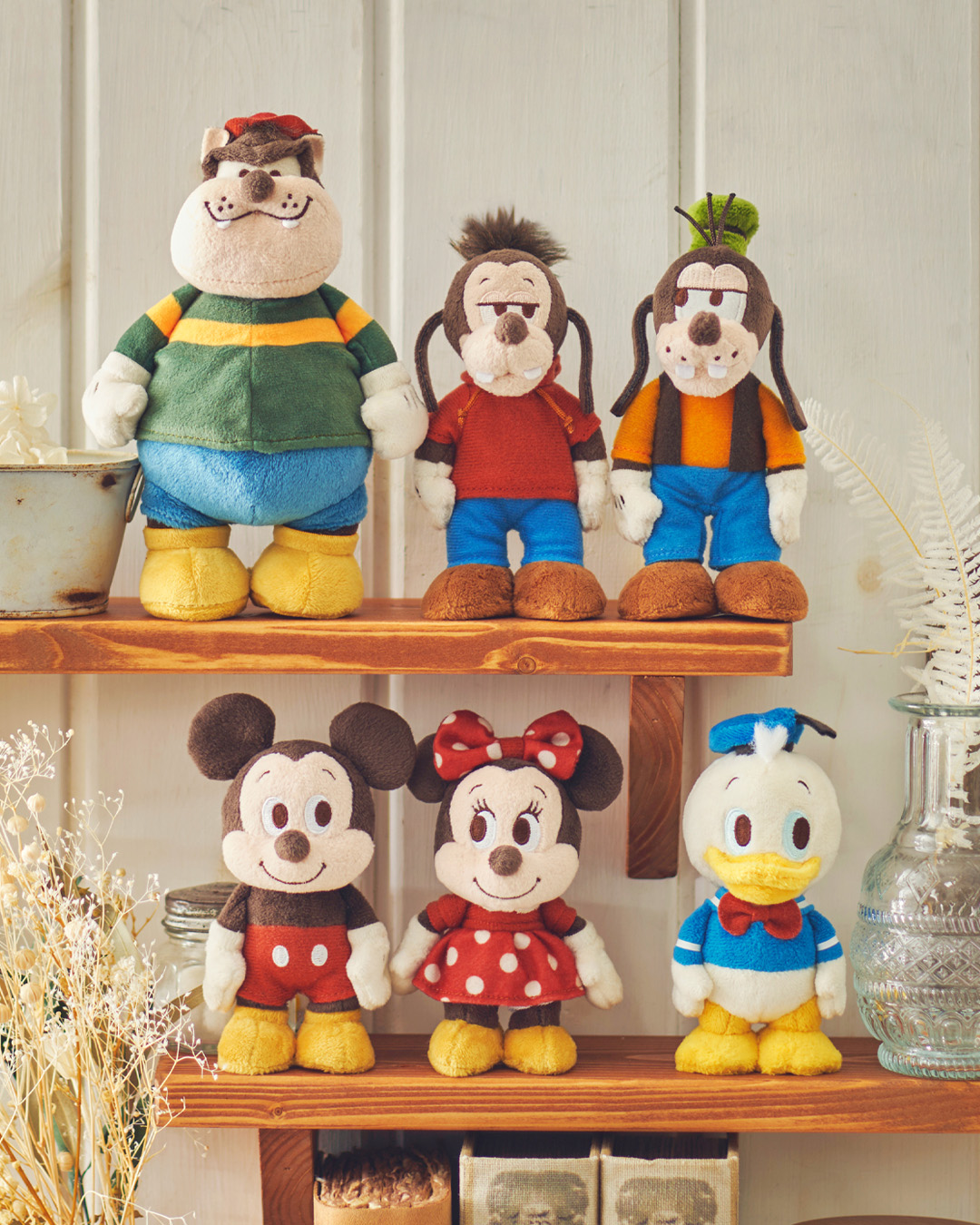 Mickey Mouse, Minnie Mouse, Donald Duck, Goofy, Max and Pete stanDs plush from Disney Store Japan