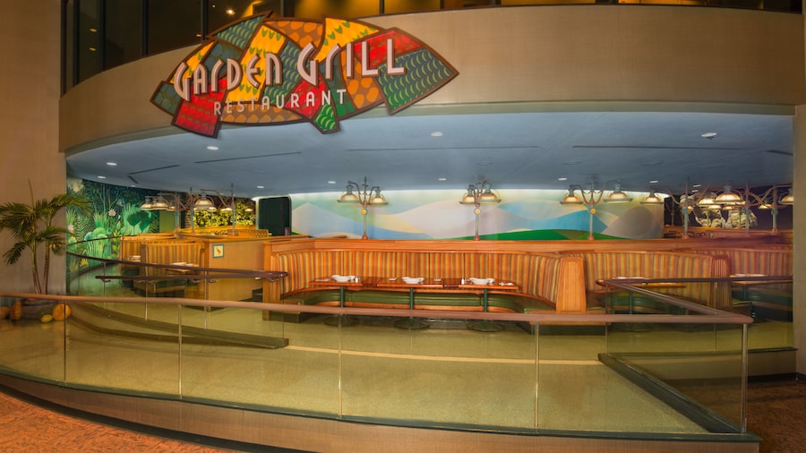 The entrance and booths at Garden Grill Restaurant in EPCOT.