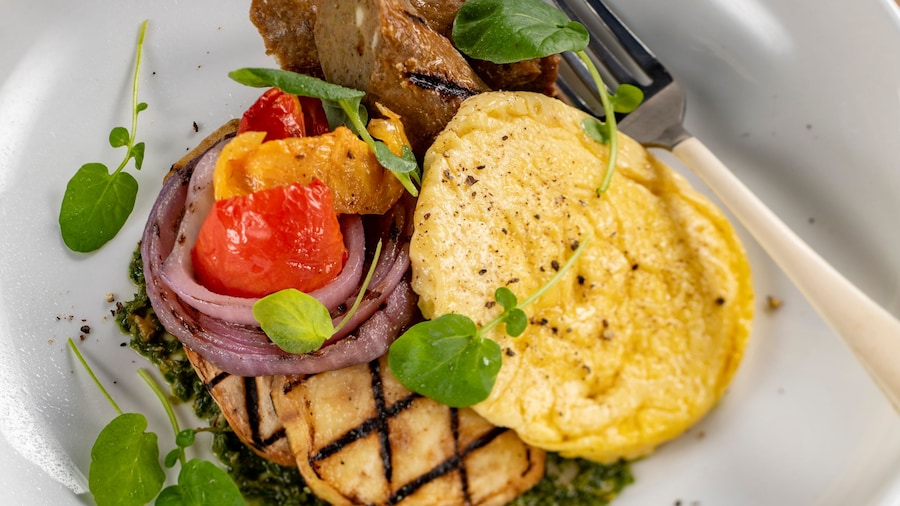 A plant-based breakfast with vegetables at Primo Piatto in Disney’s Riviera Resort.