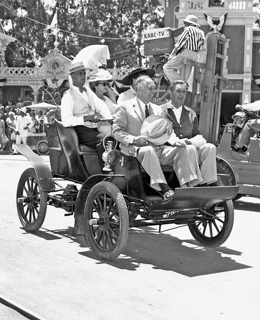Walt Disney and California Governor Goodwin Knight during opening-day preparations