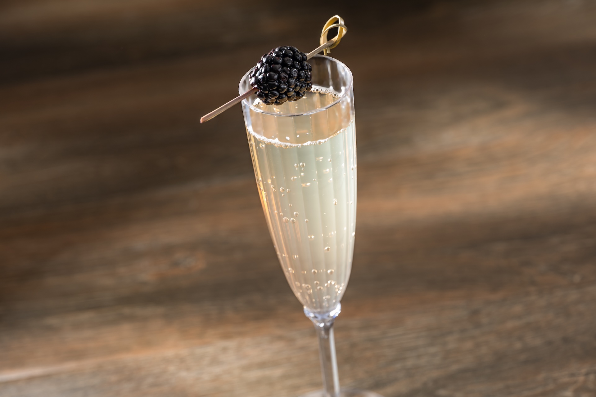 Official Disney Parks Blog Foodie Guide image: Sparkling Gin