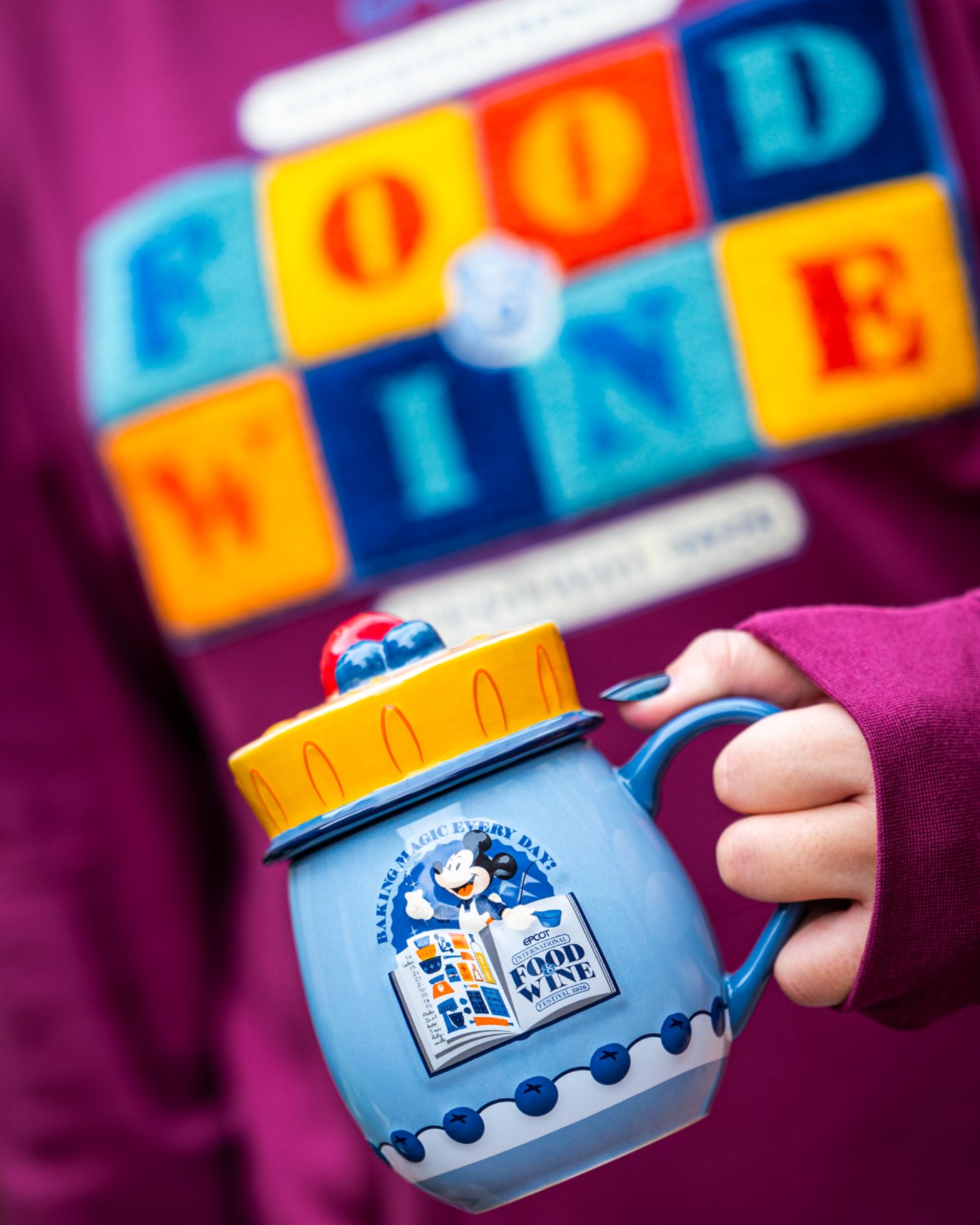 Blue Mickey Mouse festival mug with pie-shaped lid