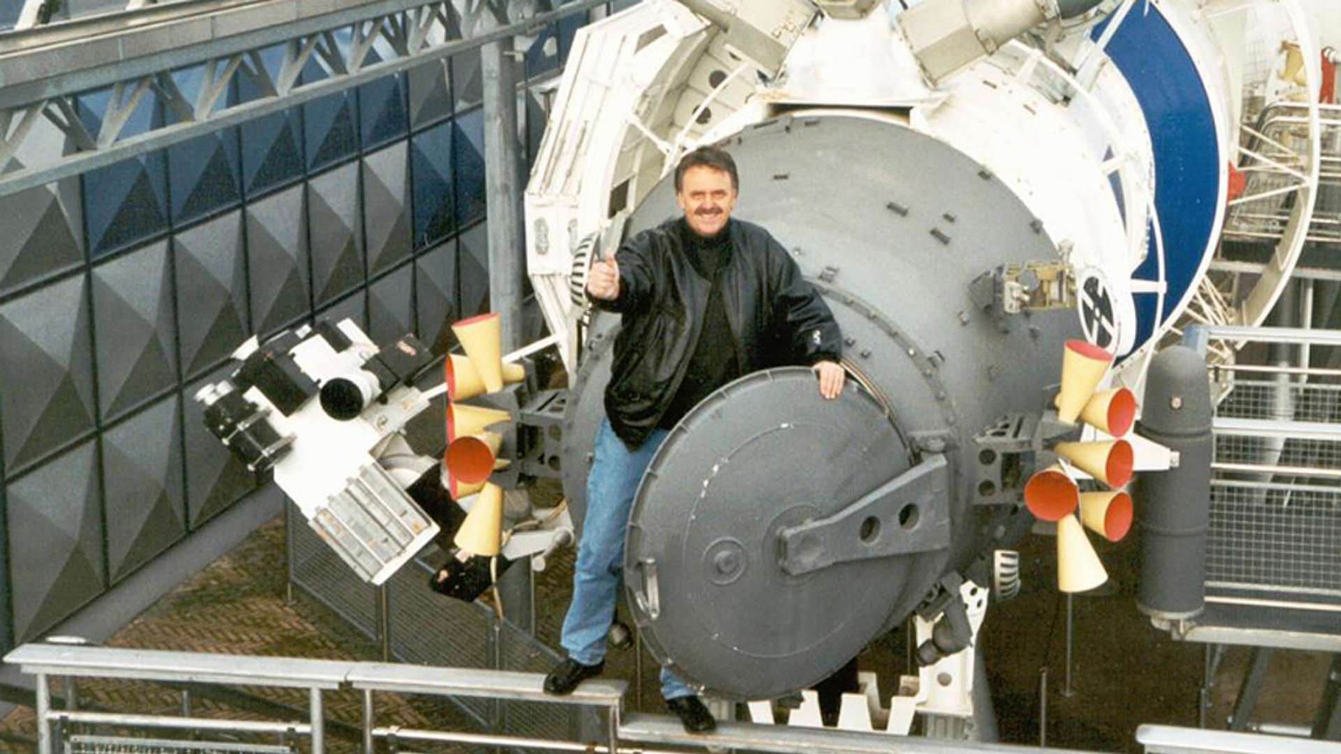 Roland Mack presenting the Mir station module at Europa-Park