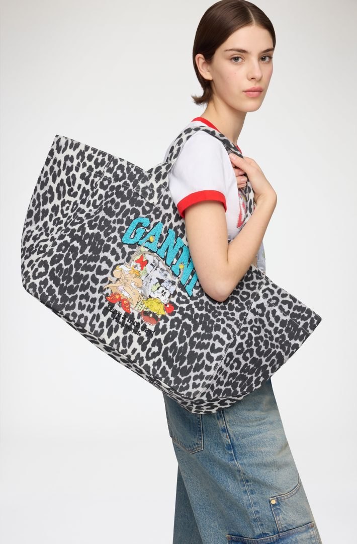 GANNI x Disney Daisy Duck and Minnie Mouse Paris collection model photo
