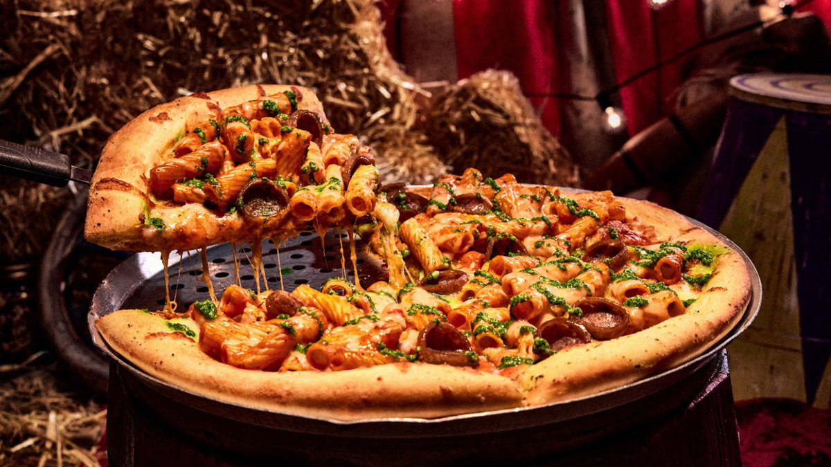 Rigatoni Ritual Pie from the Halloween Horror Nights 35 food preview