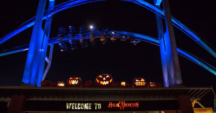 Cedar Point HalloWeekends characters in fog for Scream Peek Preview