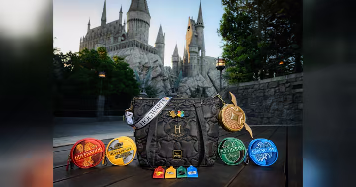 Harry Potter Lug Build-A-Bag collection in front of Hogwarts castle