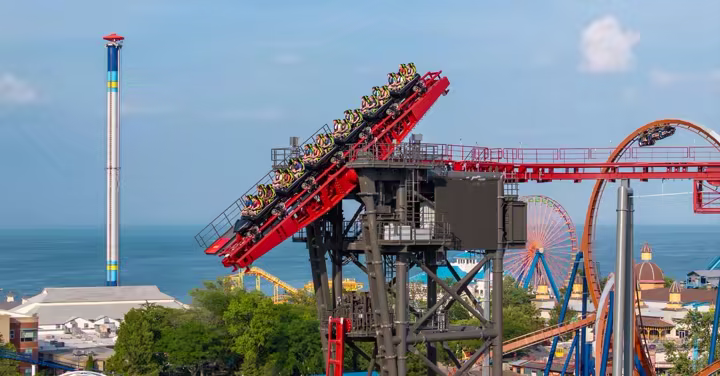 Siren's Curse tilt coaster at Cedar Point