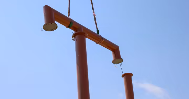 Sky Hawk supports rising at Six Flags Great America