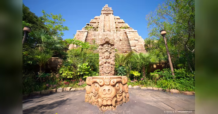 Temple entrance for Indiana Jones Adventure at Tokyo DisneySea