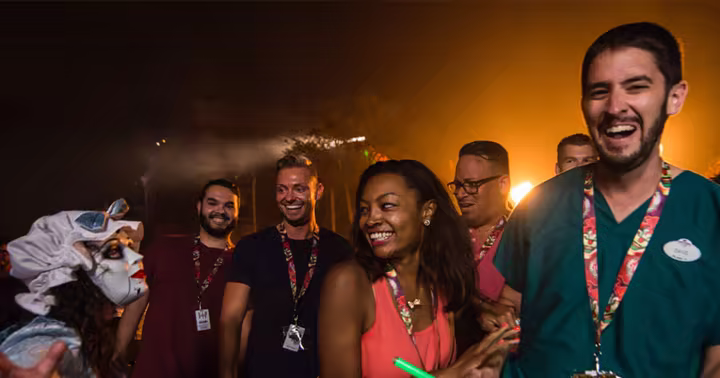 Halloween Horror Nights R.I.P. Tour guests and a scareactor at Universal Orlando