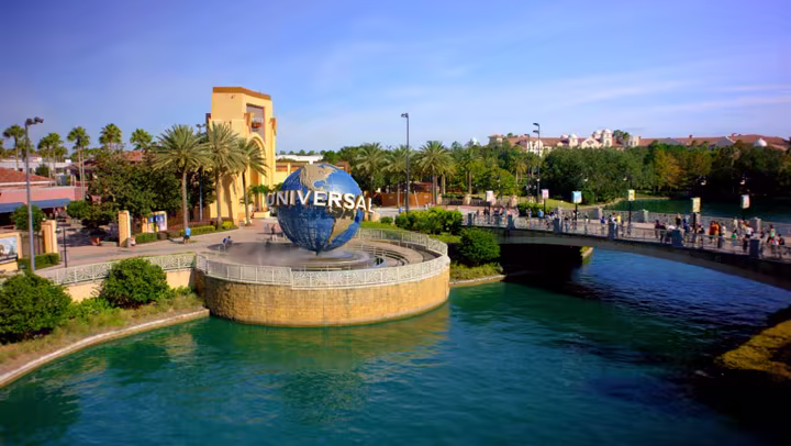 Universal globe outside Universal Orlando Resort