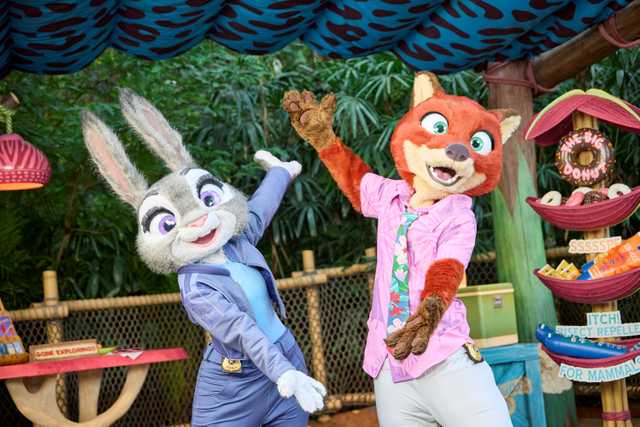Judy Hopps and Nick Wilde at Hong Kong Disneyland