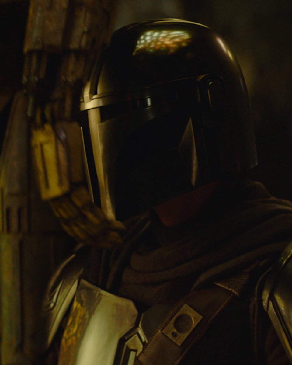 The Mandalorian in official home release artwork