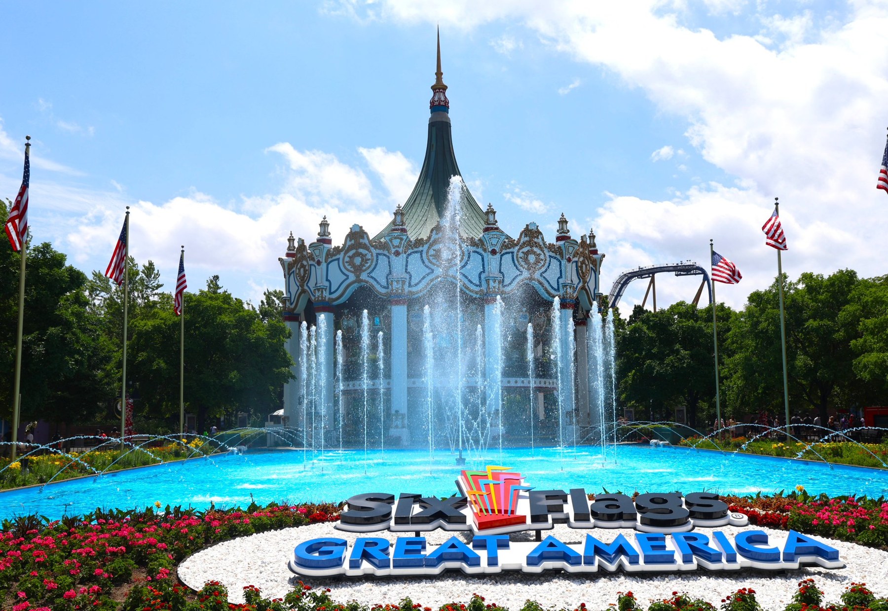 New fountains in the Columbia Carousel Reflection Pond at Six Flags Great America