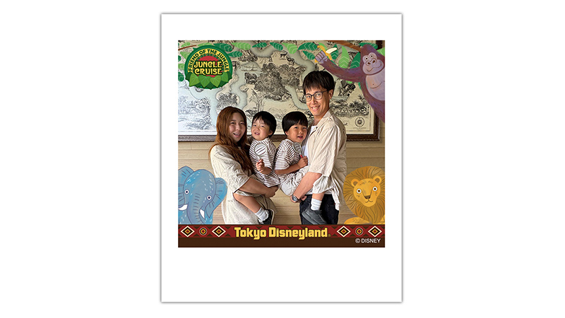 Sample family photo in a Tokyo Disneyland Jungle Cruise frame