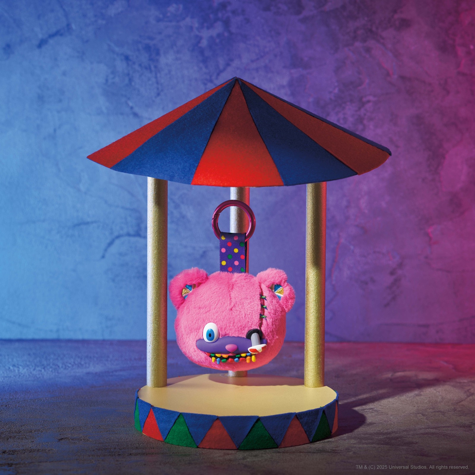 HamiKuma Candy face keychain with circular carabiner