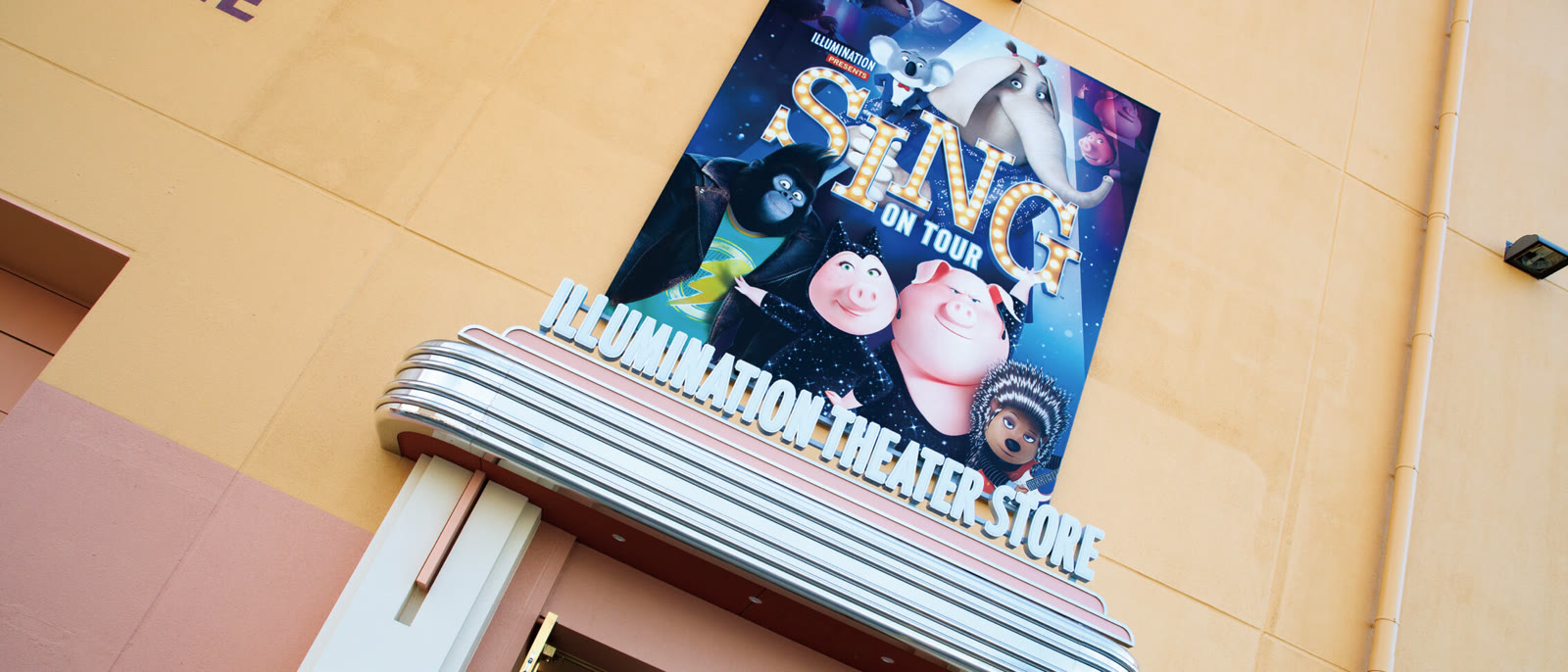 Wide view of Illumination Theater Store at Universal Studios Japan